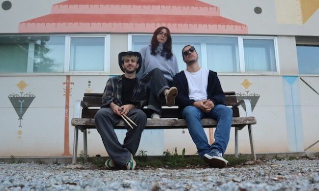Negative Three nos presentan sus dos primeras canciones: Feel Good y Queen Creole