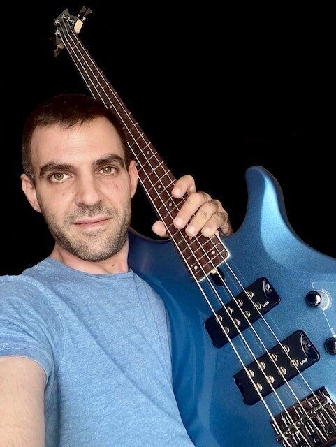 Descubre la música de Ike TJ y su nuevo single «Yummy Love»