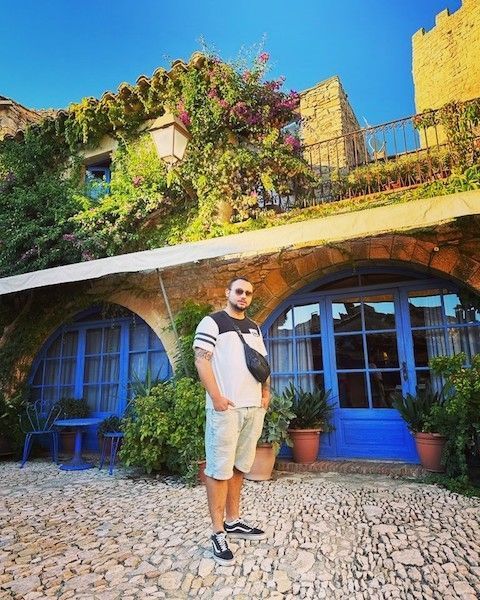 Borja Pellicer nos presenta su cinco nuevas canciones: Esto permanece, Me distingo del resto y más
