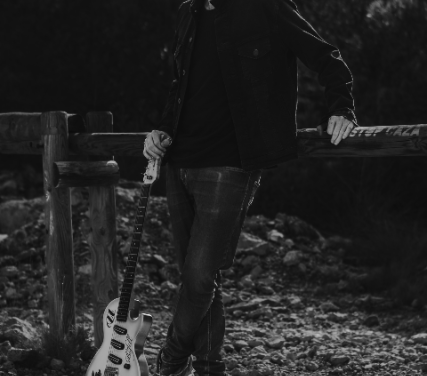 Descubre la música de Maestro Burlador y su último lanzamiento «Go shine on»