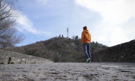 Alber Moon lanza su primer EP «Entre nudos y despedidas»