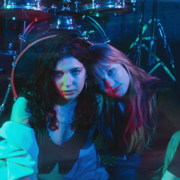 Leire  lanza su nuevo sencillo “Todo se rompió” junto a Jashive, y prometen conquistar la escena musical