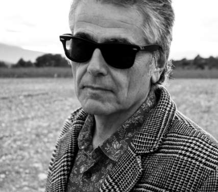 Jesús Lara publica su nuevo single «Músics panxes buides (músics de carrer)»