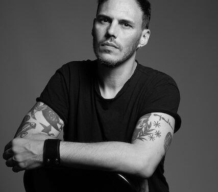 Abraham Roso nos presenta su primer álbum «Voy hacia el sur»