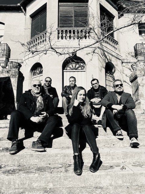 Travesía Amarte nos presentan su nuevo álbum “Dibujando una espiral”.