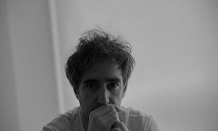 Entrevista al vocalista y compositor Juan Castro