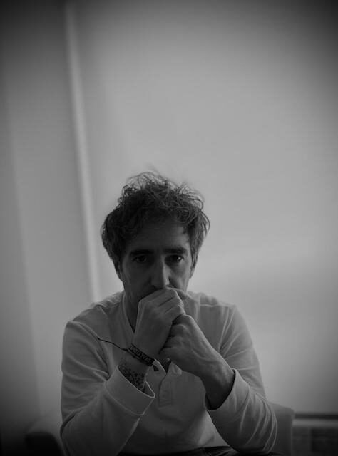 Entrevista al vocalista y compositor Juan Castro