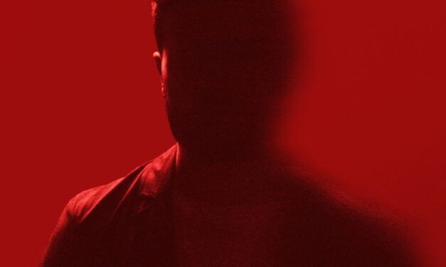 Víctor González nos presenta su nueva canción y videoclip “Vuelvo a Caer”