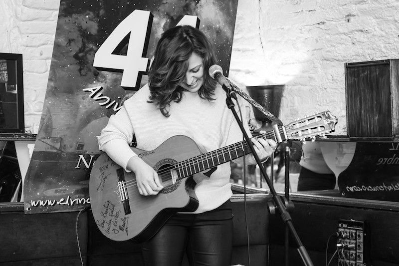 Reseña de «Salida de emergencia», nuevo EP de Beatriz Martin.