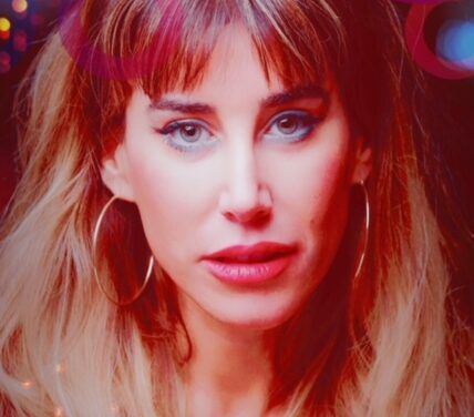 Descubre la música de Natalia Izal y su nuevo single «Mientras Tanto»
