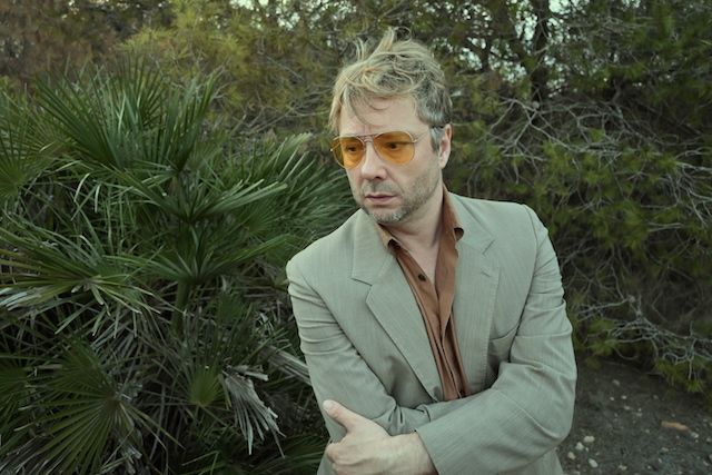 Villanueva estrena «Sonata para divorciados (Te lo puedes quedar)», cuarto adelanto de su nuevo disco