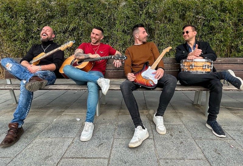 Descubre la música de Fran Peregrina.