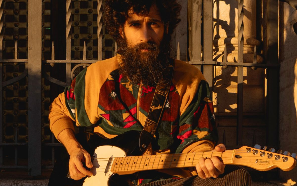 Ángel Stanich estrena ‘Poquita Fe’: el sorprendente tercer adelanto de su nuevo álbum